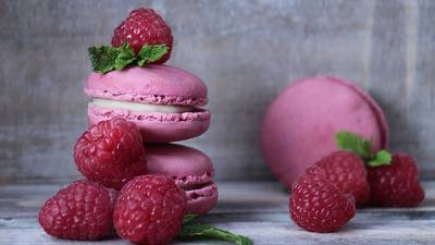 Eat This, Not That: Healthier Holiday Food & Drinks